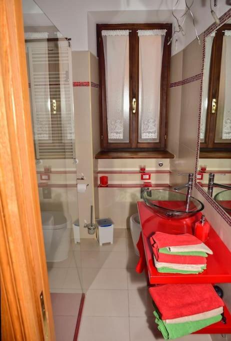 The Red Apartment Rome Luaran gambar