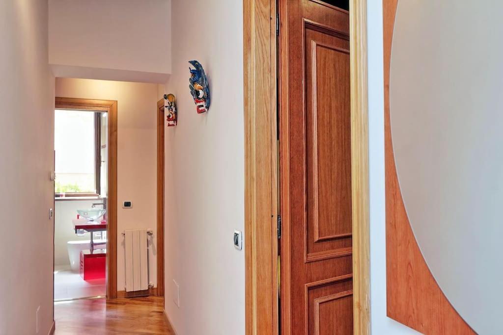 The Red Apartment Rome Luaran gambar
