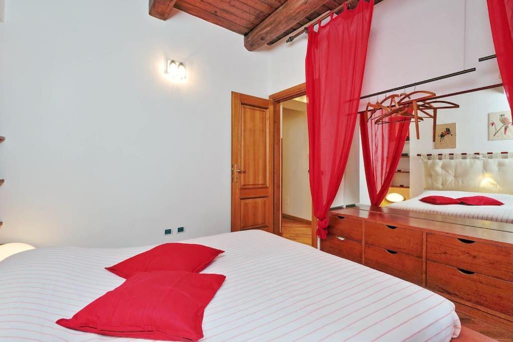 The Red Apartment Rome Luaran gambar